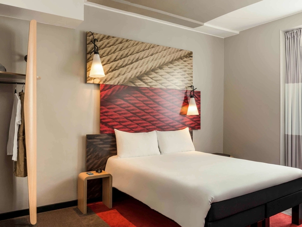 Imagen de la habitación del Hotel Ibis Paris Avenue De La Republique. Foto 11
