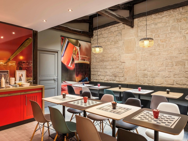 Imagen del bar/restaurante del Hotel Ibis Paris Avenue De La Republique. Foto 6