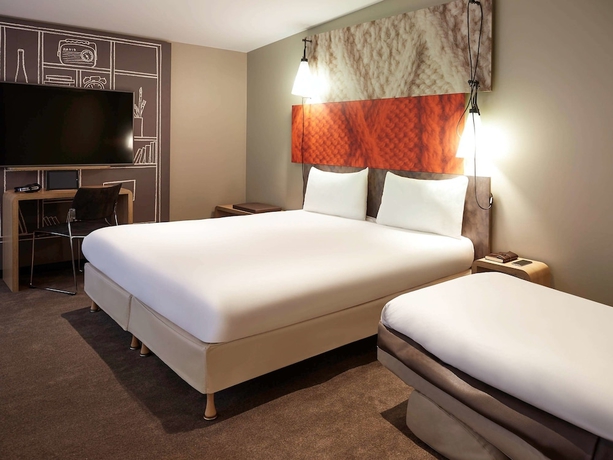 Imagen de la habitación del Hotel Ibis Paris Canal Saint Martin. Foto 15