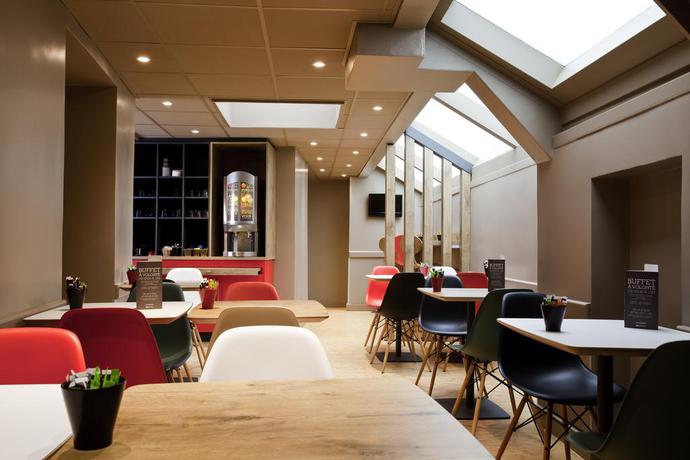 Imagen del bar/restaurante del Hotel Ibis Paris Gare De L'est Tgv. Foto 3