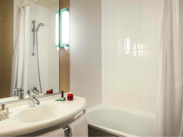 Imagen de la habitación del Hotel Ibis Paris Nord Villepinte Parc Des Expositions. Foto 7