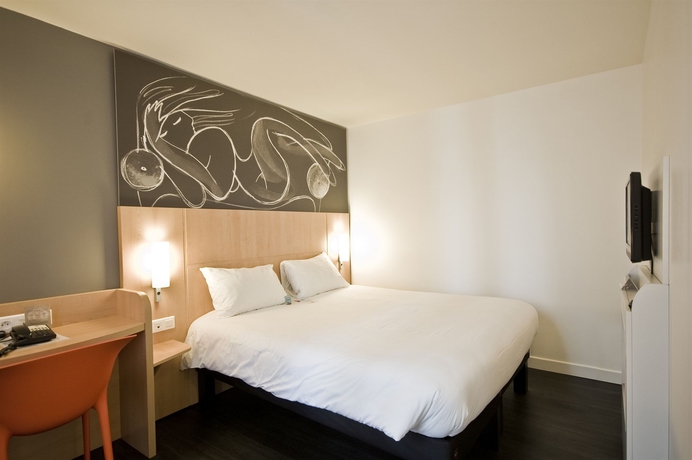 Imagen de la habitación del Hotel Ibis Paris Père Lachaise. Foto 15