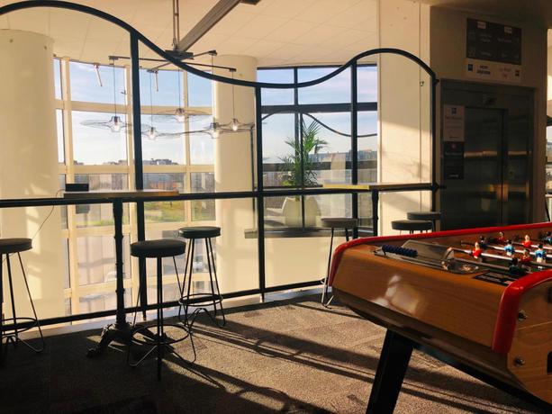 Imagen de los interiores del Hotel Ibis Paris Porte de Montreuil. Foto 9