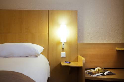 Imagen de la habitación del Hotel Ibis Paris Rueil Malmaison. Foto 9