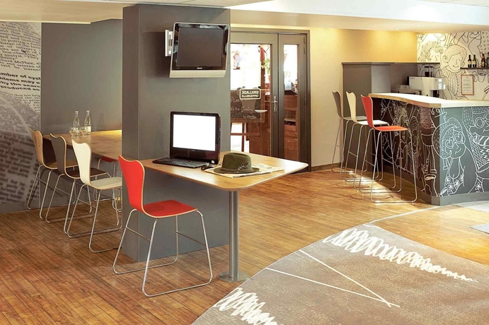 Imagen del bar/restaurante del Hotel Ibis Paris Saint-denis Stade Sud. Foto 5