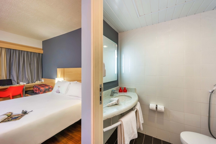 Imagen de la habitación del Hotel Ibis Paulinia. Foto 13