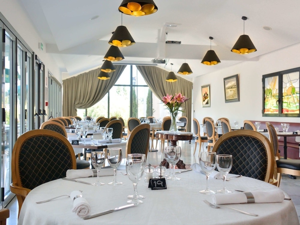 Imagen del bar/restaurante del Hotel Ibis Périgueux Centre. Foto 4