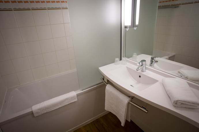 Imagen de la habitación del Hotel Ibis Perpignan Nord Rivesaltes. Foto 2