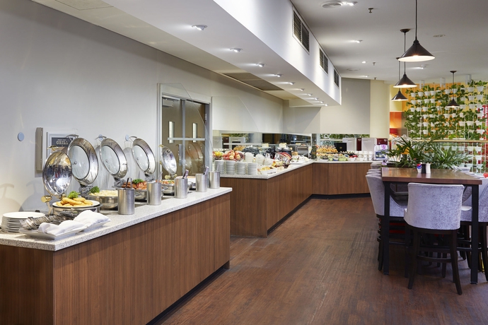 Imagen del bar/restaurante del Hotel Ibis Perth. Foto 5