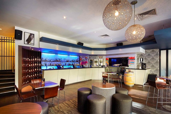 Imagen del bar/restaurante del Hotel Ibis Perth. Foto 8