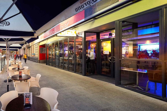 Imagen del bar/restaurante del Hotel Ibis Perth. Foto 9