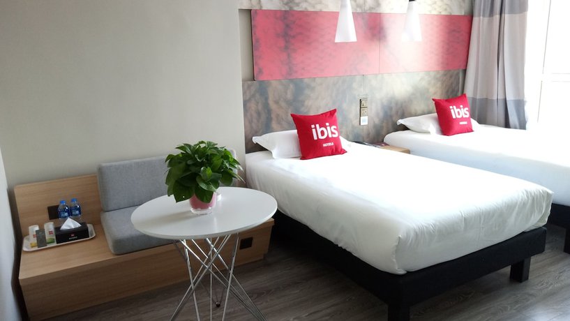 Imagen de los interiores del Hotel Ibis Pingliang Kongtong West Road. Foto 17