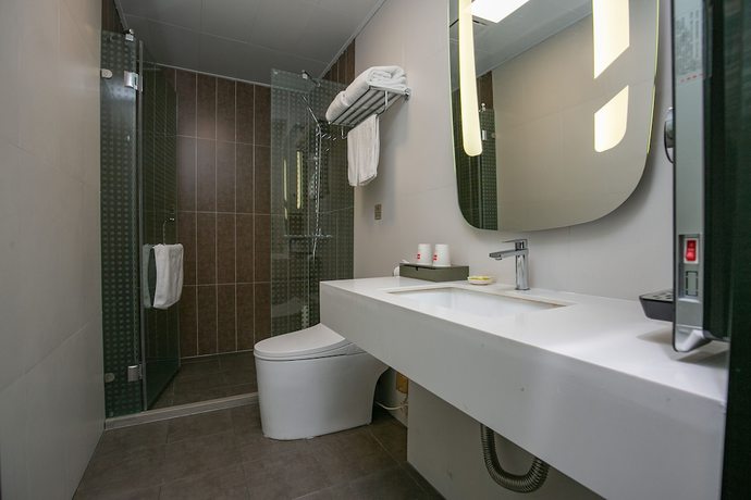 Imagen del bar/restaurante del Hotel Ibis Pingliang Kongtong West Road. Foto 6