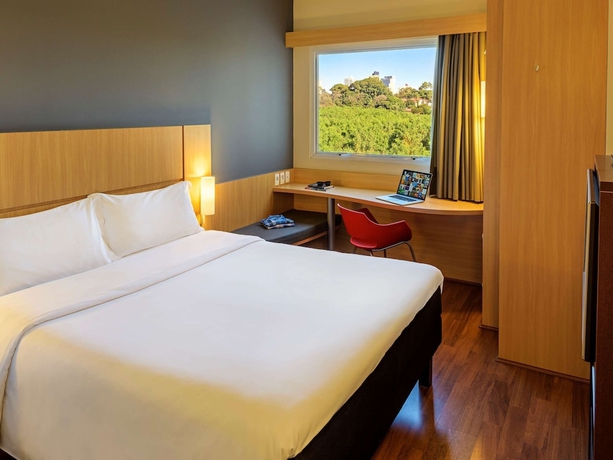 Imagen de la habitación del Hotel Ibis Piracicaba. Foto 11