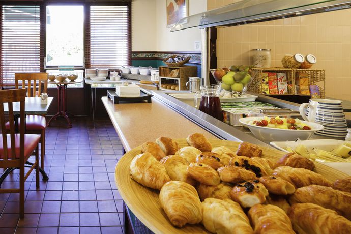 Imagen del bar/restaurante del Hotel Ibis Plymouth. Foto 6