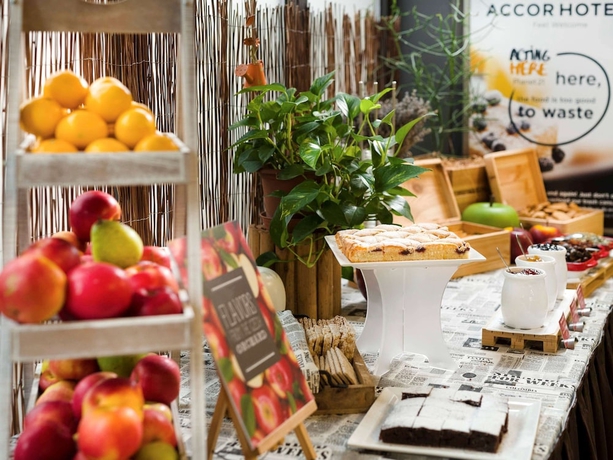 Imagen del bar/restaurante del Hotel Ibis Plzen. Foto 9