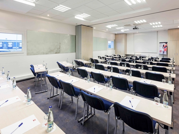 Imagen de los interiores del Hotel Ibis Plzen. Foto 18