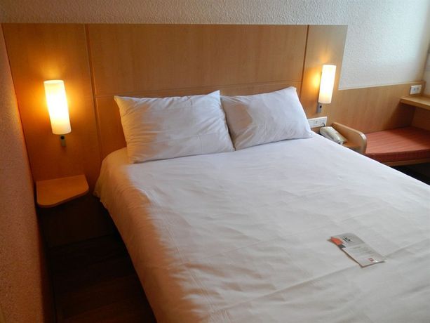 Imagen de la habitación del Hotel Ibis Poitiers Beaulieu. Foto 13