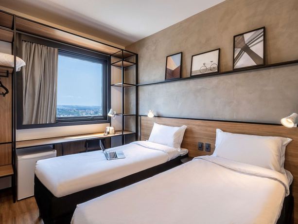 Imagen de la habitación del Hotel Ibis Ponta Grossa. Foto 12