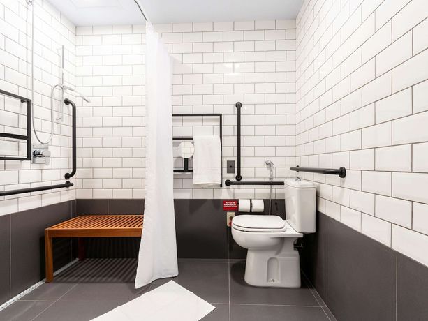 Imagen de la habitación del Hotel Ibis Ponta Grossa. Foto 17