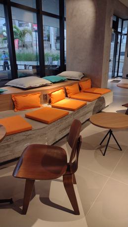 Imagen del bar/restaurante del Hotel Ibis Ponta Grossa. Foto 8