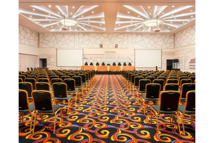 Imagen de los interiores del Hotel Ibis Pontianak City Center. Foto 12