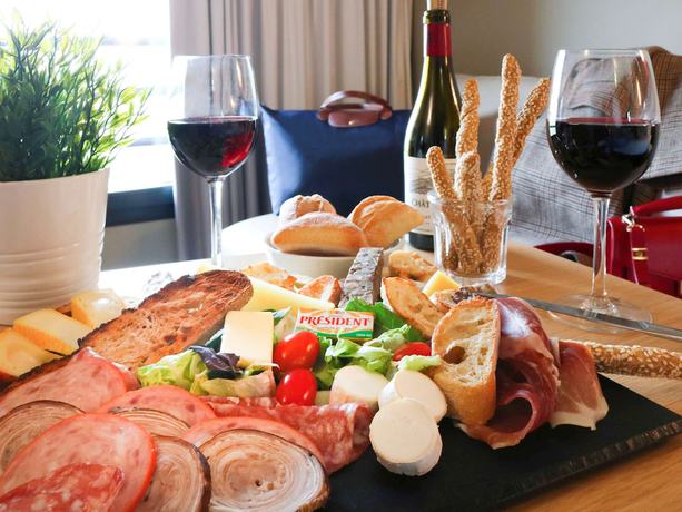 Imagen de los interiores del Hotel Ibis Pontorson Baie Du Mont Saint Michel. Foto 18