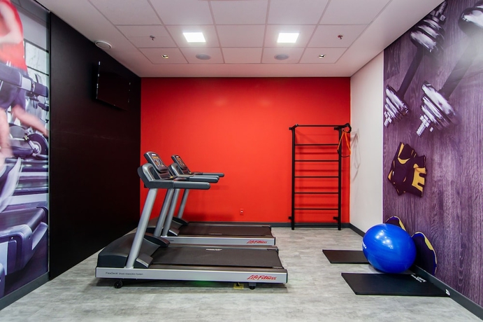 Imagen de los interiores del Hotel Ibis Porto Alegre Assis Brasil. Foto 18