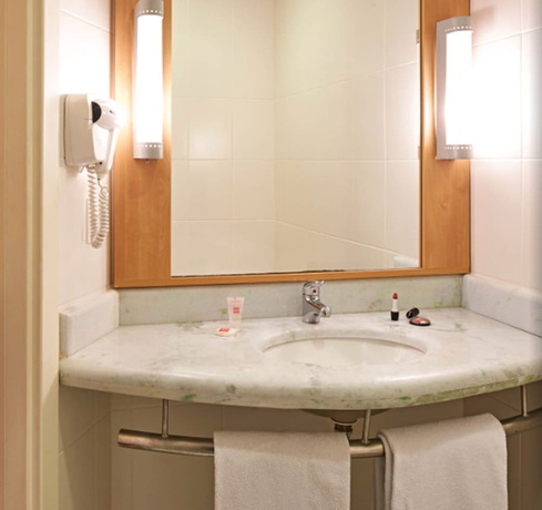 Imagen de la habitación del Hotel Ibis Porto Alegre Moinhos De Vento. Foto 16