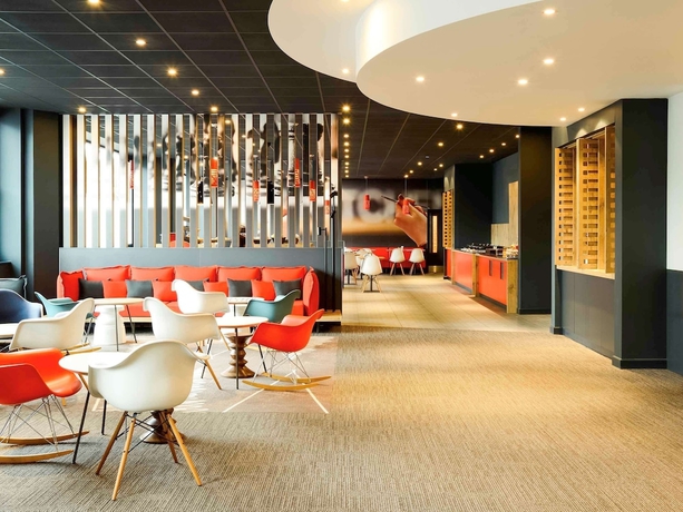 Imagen del bar/restaurante del Hotel Ibis Portsmouth Centre. Foto 8