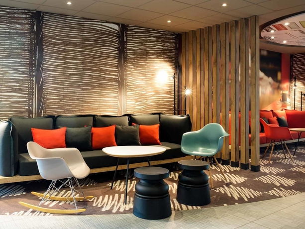 Imagen del bar/restaurante del Hotel Ibis Poznań Stare Miasto. Foto 8