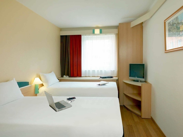 Imagen de la habitación del Hotel Ibis Poznań Stare Miasto. Foto 14