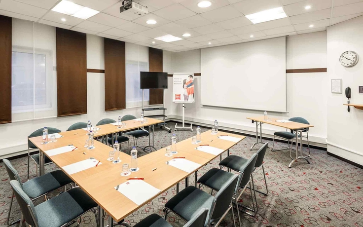 Imagen de los interiores del Hotel Ibis Praha Mala Strana. Foto 9