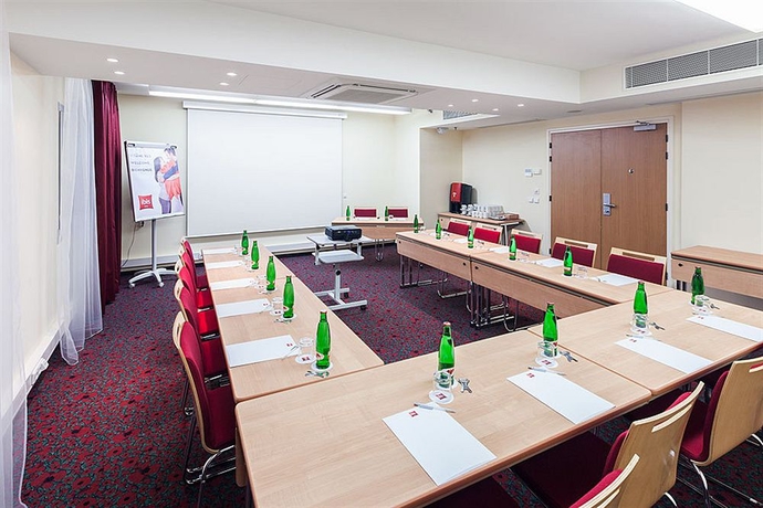 Imagen de los interiores del Hotel Ibis Praha Old Town. Foto 10