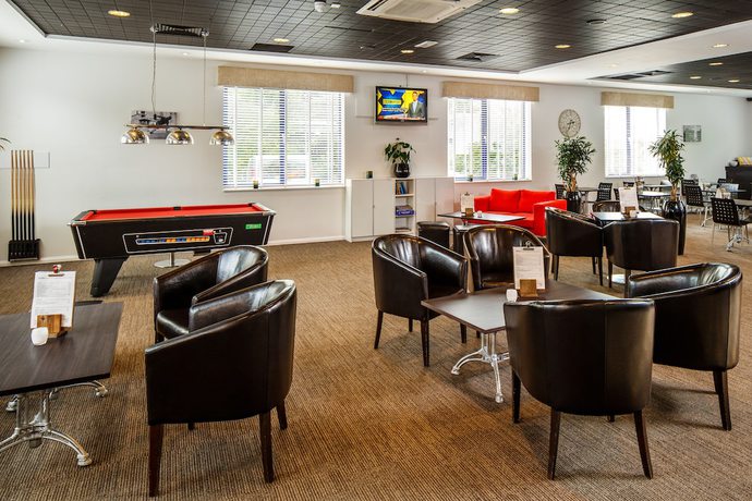 Imagen del bar/restaurante del Hotel Ibis Preston North. Foto 14