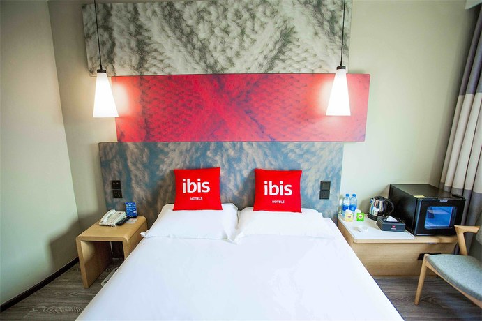 Imagen de la habitación del Hotel Ibis Qingdao Ningxia. Foto 6