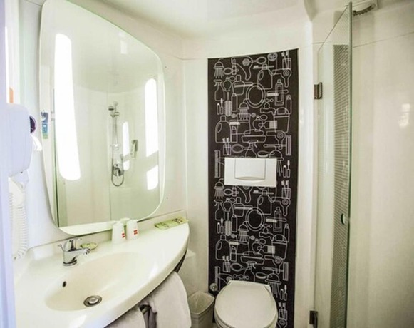 Imagen de la habitación del Hotel Ibis Qingdao Ningxia. Foto 10