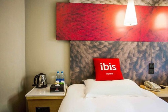 Imagen de la habitación del Hotel Ibis Qingdao Ningxia. Foto 13