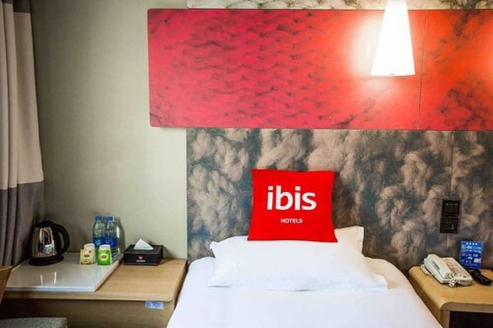 Imagen de la habitación del Hotel Ibis Qingdao Ningxia. Foto 14