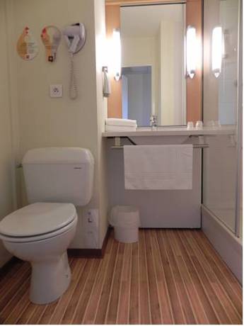 Imagen de la habitación del Hotel Ibis Quimperle. Foto 14