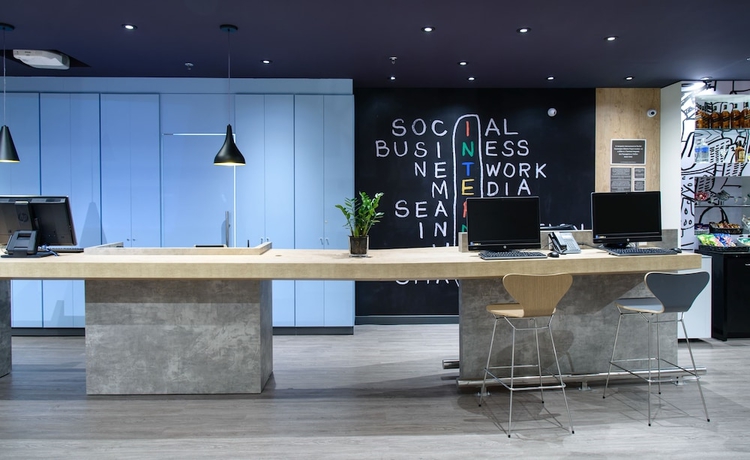 Imagen de los interiores del Hotel Ibis Recife Aeroporto. Foto 18