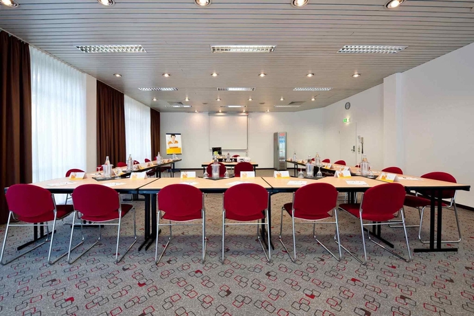 Imagen de los interiores del Hotel Ibis Regensburg City. Foto 16
