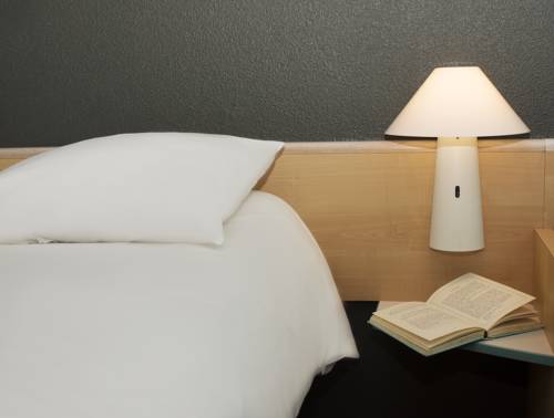 Imagen de la habitación del Hotel Ibis Rennes Beaulieu. Foto 4