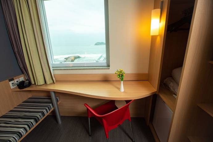 Imagen de la habitación del Hotel Ibis Rio De Janeiro Barra Da Tijuca. Foto 6