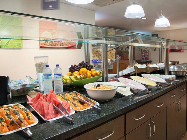 Imagen del bar/restaurante del Hotel Ibis Rio De Janeiro Centro. Foto 7