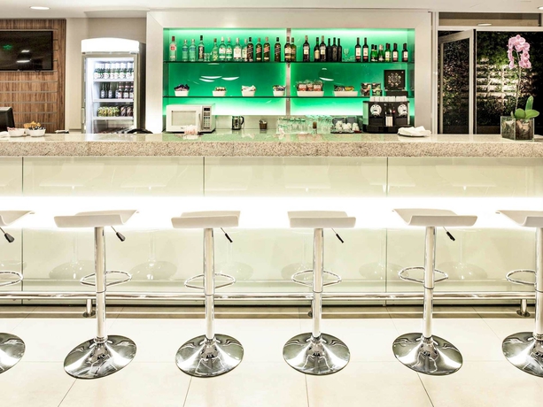 Imagen de los interiores del Hotel Ibis Rio De Janeiro Parque Olimpico. Foto 9