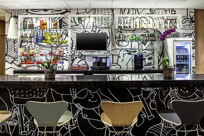 Imagen general del Hotel Ibis Rio Porto Atlantico. Foto 10