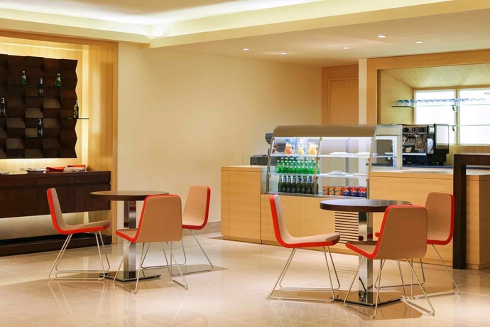 Imagen del bar/restaurante del Hotel Ibis Riyadh Olaya Street. Foto 6