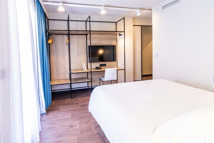 Imagen general del Hotel Ibis Roquebrune Cap Martin. Foto 21