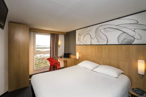 Imagen de la habitación del Hotel Ibis Roscoff Bord De Mer. Foto 5
